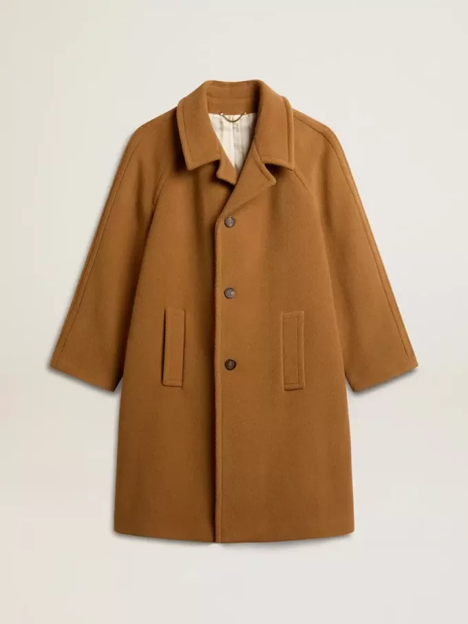 Abrigo de hombre de botonadura sencilla en color tabaco
