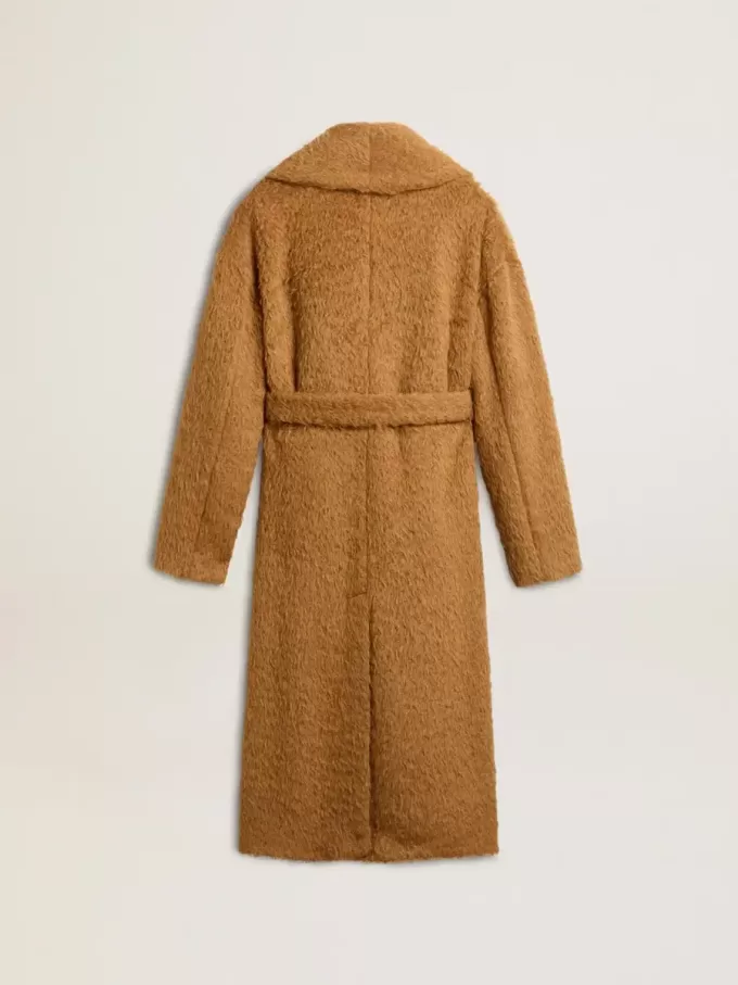 Abrigo de mujer con cuello chal en color tabaco