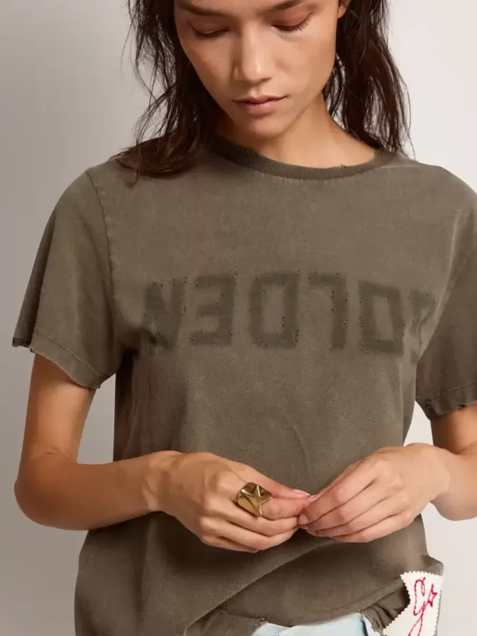 Anillo en color oro antiguo