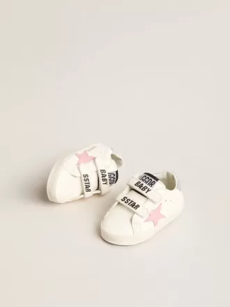 Baby Old School con estrella de piel rosa y lengüeta de piel plateada en el talón