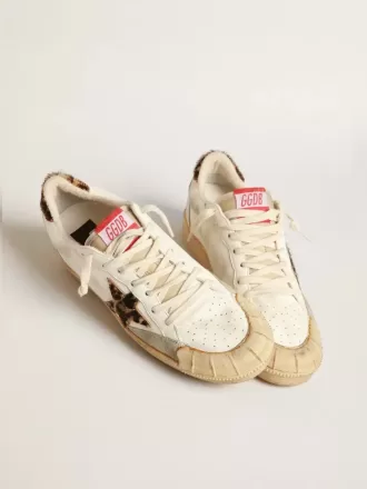 Ball Star en napa con estrella y lengüeta en el talón de piel de potro con estampado de leopardo