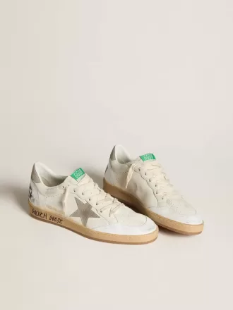 Ball Star en piel napa con estrella y lengüeta en el talón de nubuck gris