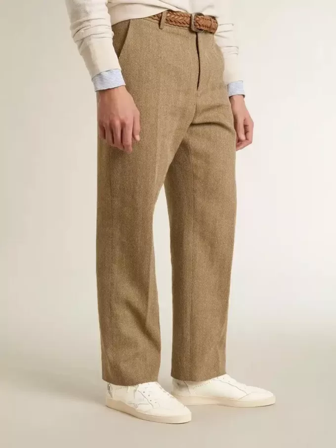 Ball Star LTD en color crema con estrella de ante blanco y lengüeta del talón de cuero plateado metalizado Ball Star LTD en color crema con estrella de ante blanco y lengüeta del talón de cuero plateado metalizado