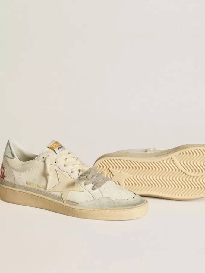 Ball Star LTD en piel napa con estrella de piel y lengüeta metálica en el talón