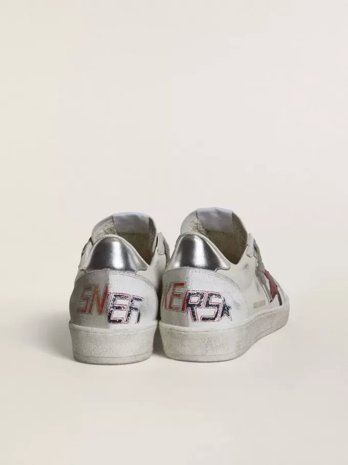 Ball Star LTD para hombre con estrella roja y lengüeta plateada en el talón Ball Star LTD para hombre con estrella roja y lengüeta plateada en el talón