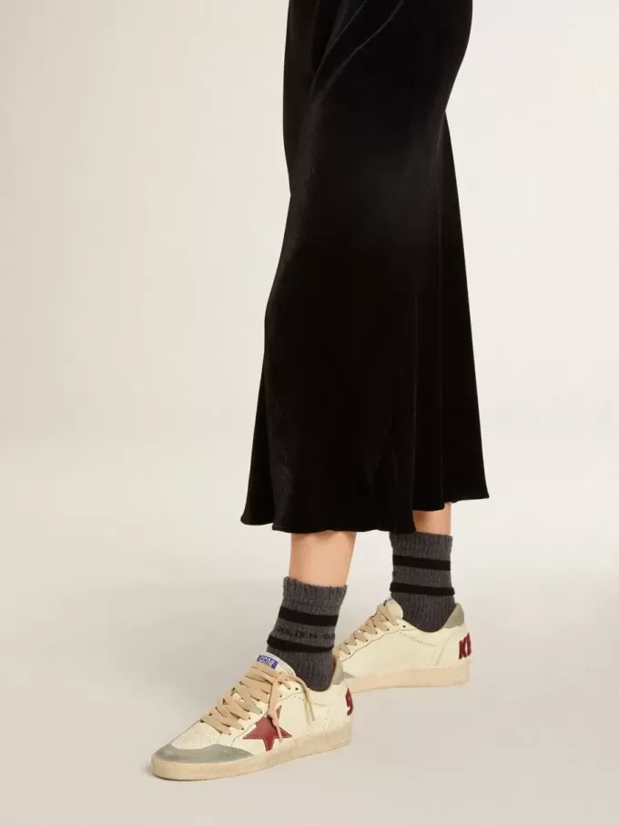 Ball Star LTD para mujer en napa con estrella de cuero y lengüeta de ante plateado en el talón