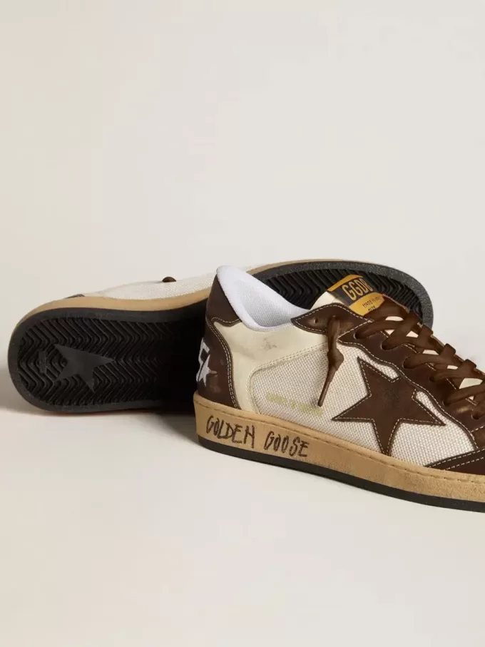 Ball Star para hombre en napa y malla con estrella de ante e inserciones de cuero marrón Ball Star para hombre en napa y malla con estrella de ante e inserciones de cuero marrón