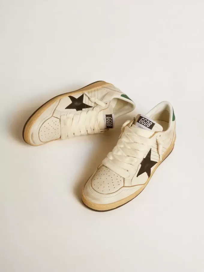 Ball Star para mujer con estrella de cuero negro y lengüeta del talón de cuero verde