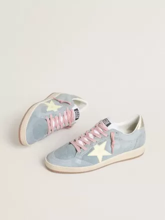 Ball Star para mujer en ante azul claro con estrella de cuero color crema