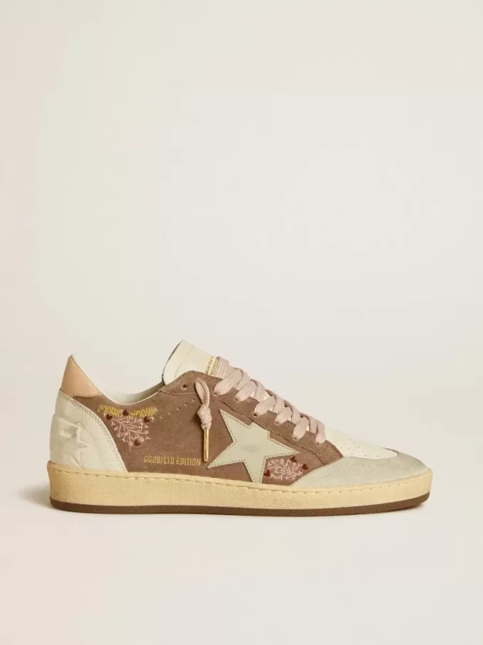 Ball Star para mujer en ante marrón con estrella y lengüeta en el talón de piel Ball Star para mujer en ante marrón con estrella y lengüeta en el talón de piel