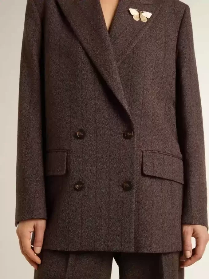 Blazer de doble botonadura para mujer en lana marrón oscuro con diseño de rayas finas
