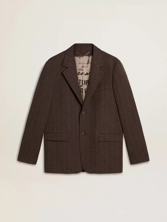 Blazer de hombre de una sola botonadura en lana marrón oscuro con diseño de rayas finas