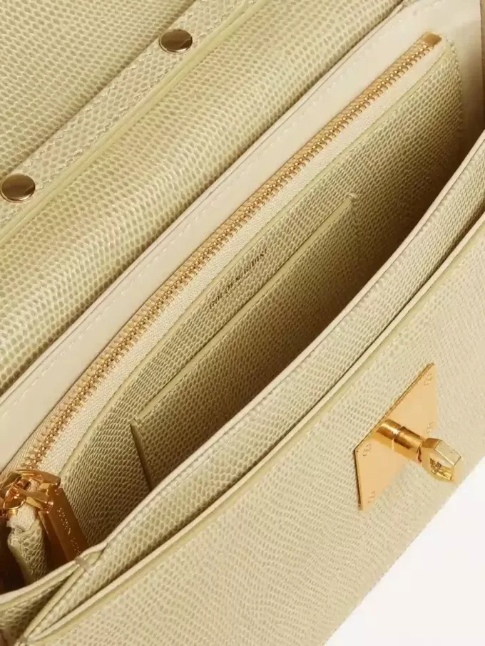 Bolso Gioia en piel de oveja gris mineral con detalles dorados