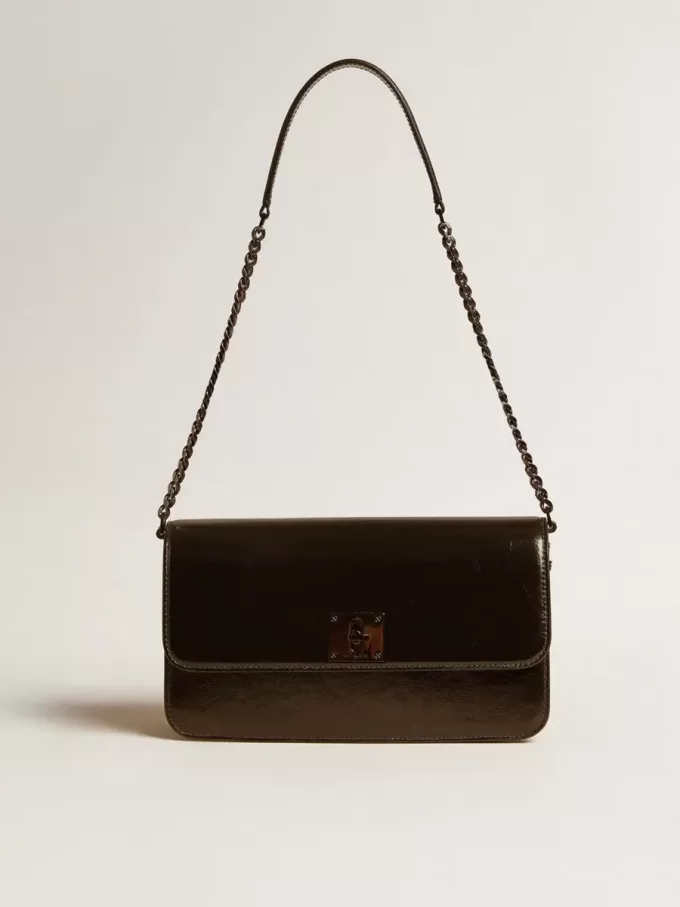 Bolso Gioia en piel negra brillante con detalles metálicos