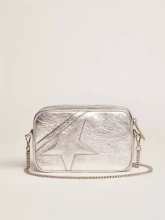Bolso Mini Star para mujer en piel laminada plateada con estrella tono sobre tono
