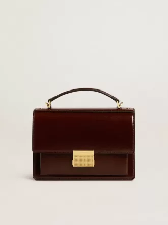 Bolso Venezia en piel laminada marrón oscuro con detalles dorados