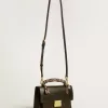 Bolso Venezia en piel negra con pañuelo y doble charm