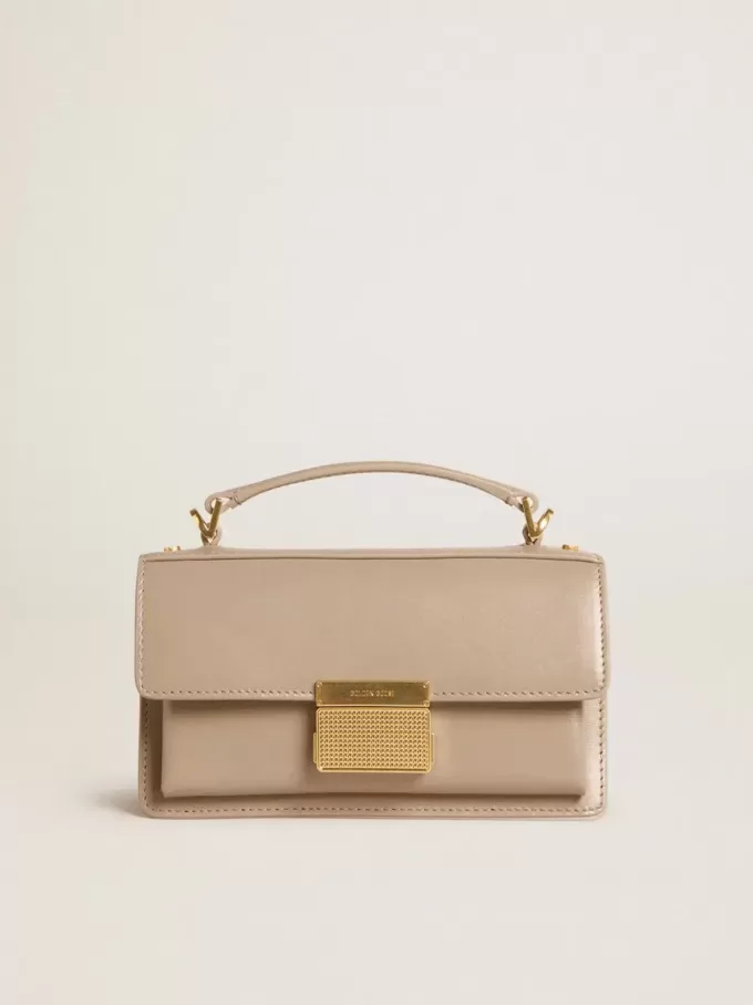 Bolso Venezia pequeño en piel beige con detalles dorados Bolso Venezia pequeño en piel beige con detalles dorados