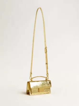 Bolso Venezia pequeño en piel metalizada dorada con detalles dorados.