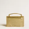 Bolso Venezia pequeño en piel metalizada dorada con detalles dorados.