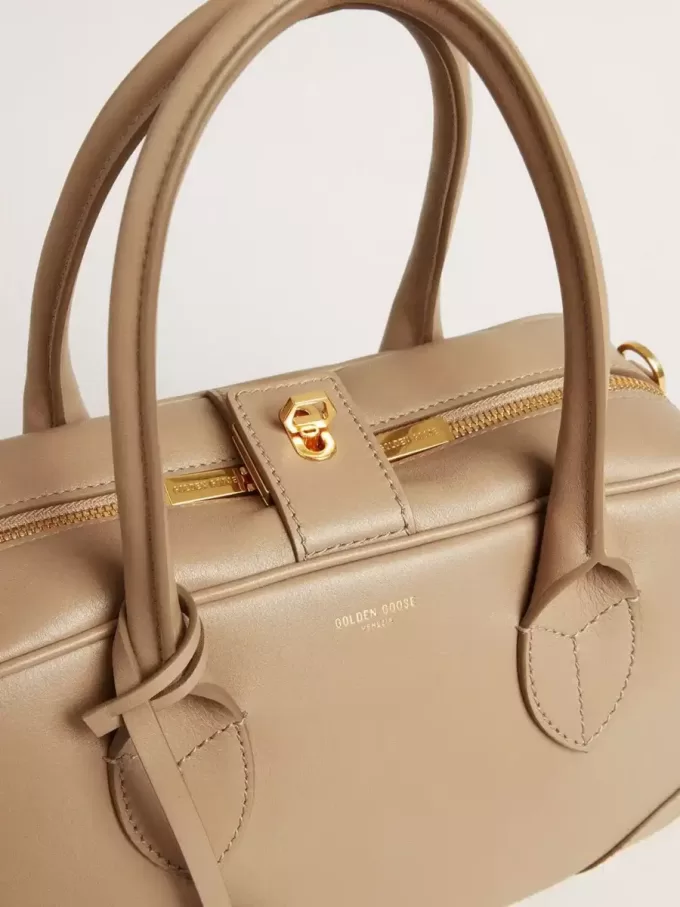 Bolso Vita en piel color topo con detalles dorados