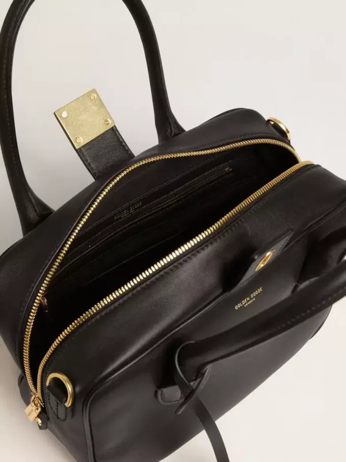 Bolso Vita en piel lisa negra con detalles dorados