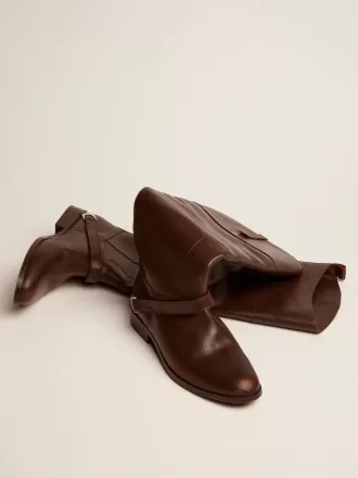 Botas Charlie para mujer en piel marrón oscuro y abrazadera en el talón