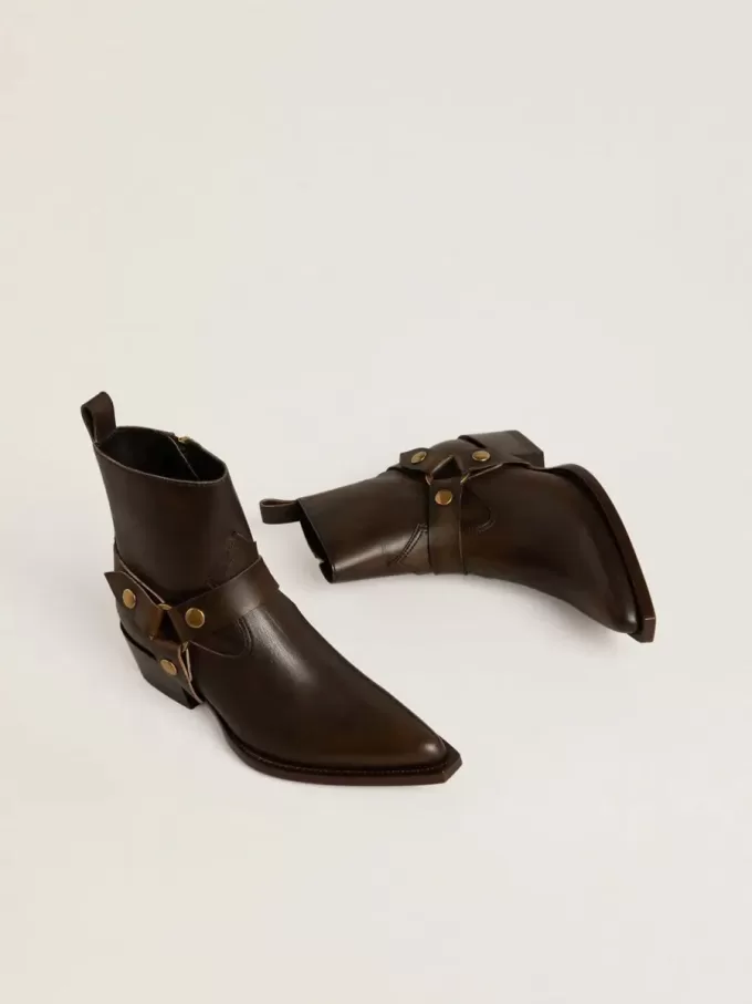 Botas Debbie bajas en piel marrón oscuro con hebilla extraíble