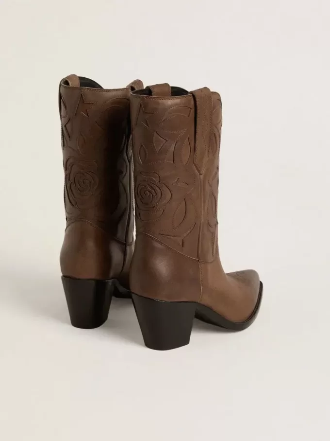 Botas Wish Star en piel gris paloma con detalles de incrustaciones tono sobre tono Botas Wish Star en piel gris paloma con detalles de incrustaciones tono sobre tono