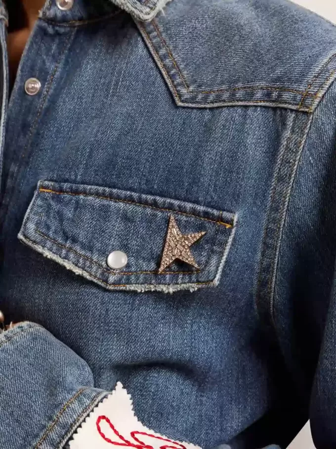 Broche para mujer en color oro antiguo con cristales decorativos