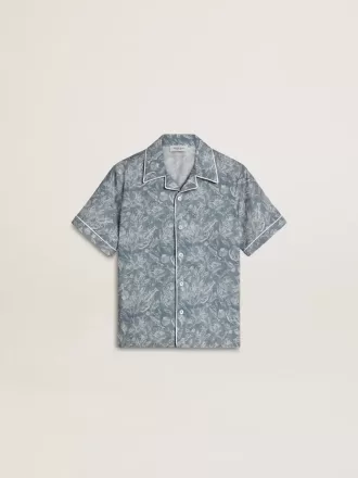 Camisa azul para niño con estampado blanco