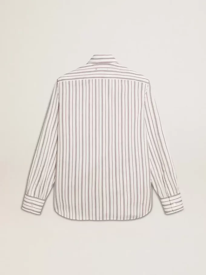 Camisa blanca de algodón para hombre con finas rayas burdeos Camisa blanca de algodón para hombre con finas rayas burdeos