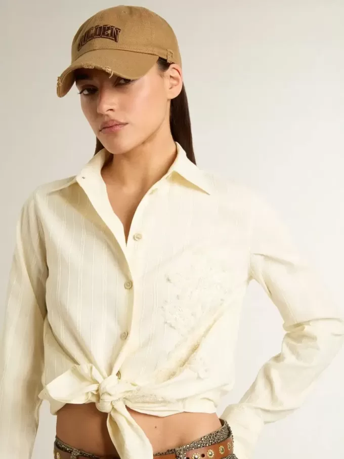 Camisa de algodón color crema para mujer con bordado floral