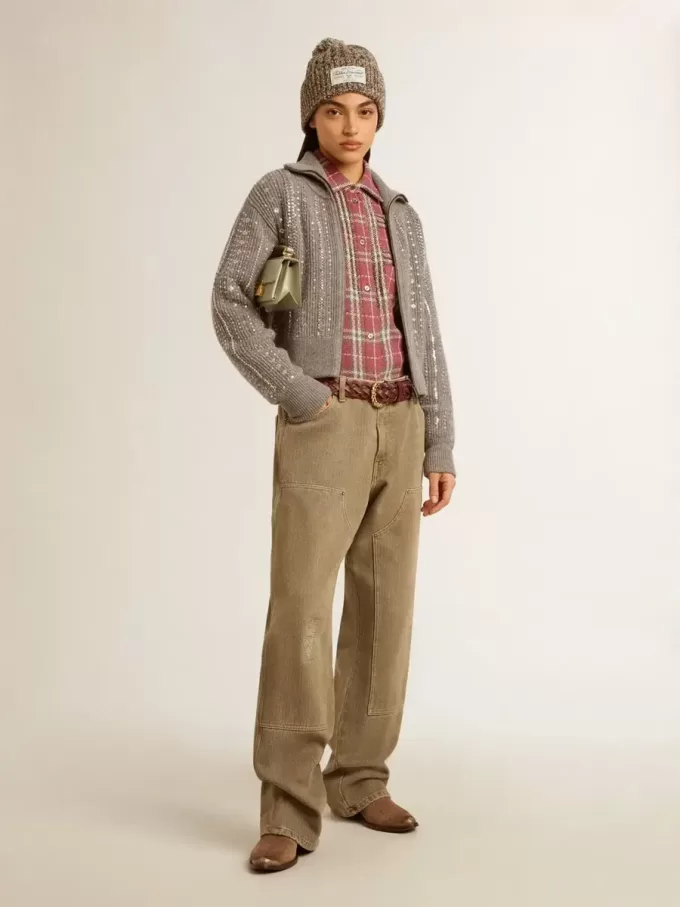 Camisa de mujer con bordado a cuadros rosa, arena y gris