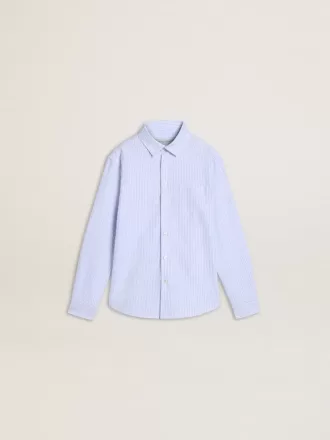 Camisa para niño de algodón a rayas azul claro y blanco con logotipo bordado