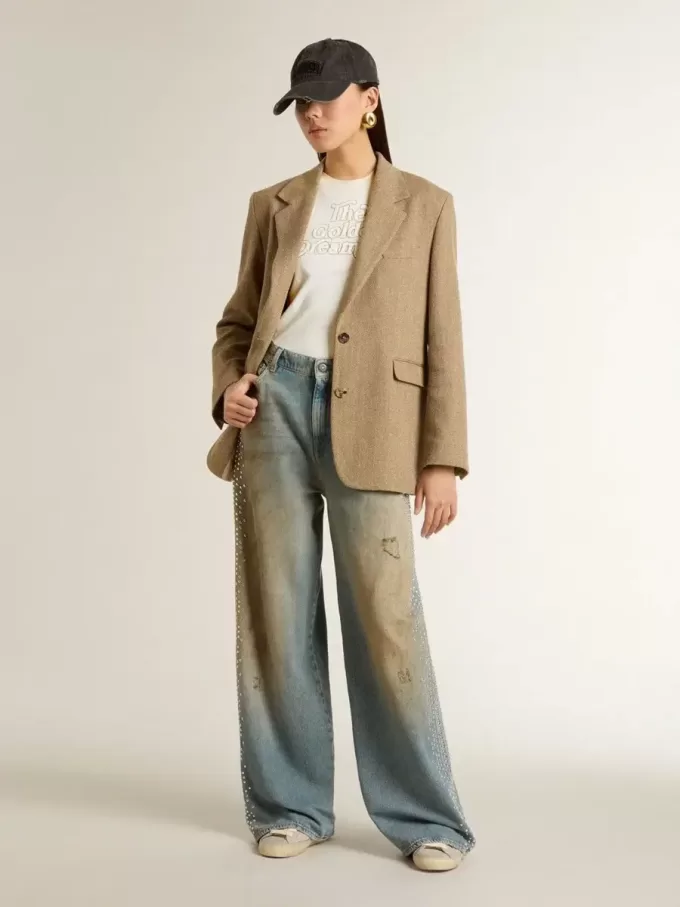 Camiseta blanca de mujer con estampado en la parte delantera