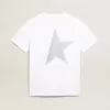 Camiseta blanca de mujer con logotipo y estrella plateados brillantes Camiseta blanca de mujer con logotipo y estrella plateados brillantes
