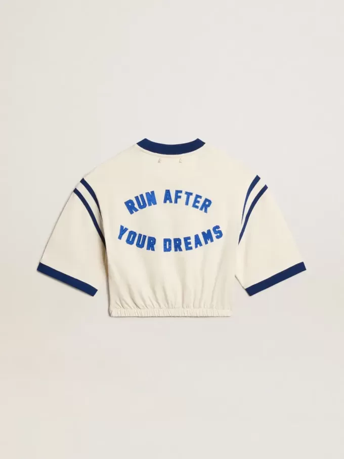 Camiseta corta de algodón blanco envejecido con letras en la espalda