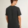 Camiseta de algodón negro desgastado para hombre con estampado en la parte delantera