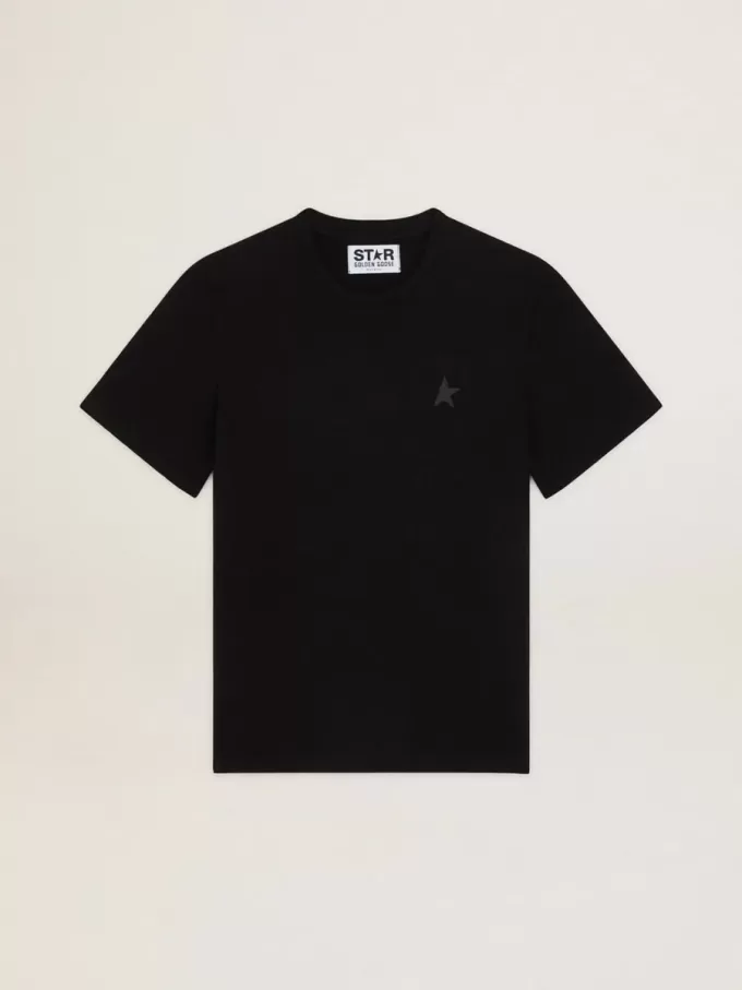 Camiseta de la colección Black Star con estrella tono sobre tono en la parte delantera
