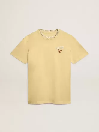 Camiseta de mujer en jersey de algodón con bordado en el cuello y el corazón