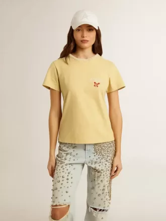 Camiseta de mujer en jersey de algodón con bordado en el cuello y el corazón