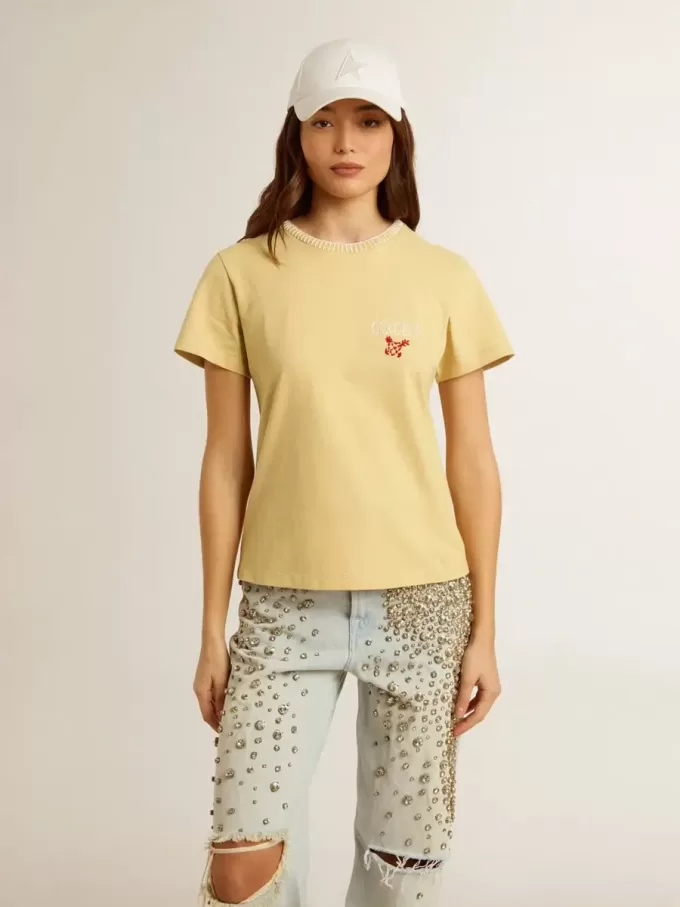 Camiseta de mujer en jersey de algodón con bordado en el cuello y el corazón