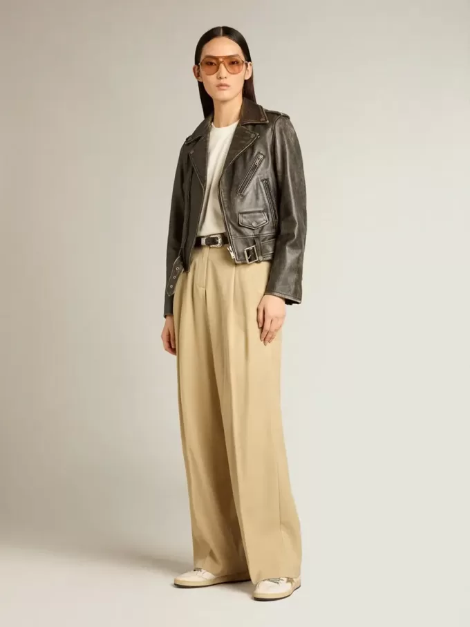 Camiseta en blanco envejecido con logotipo invertido en la espalda – Jersey Capsule