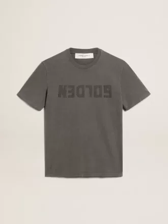Camiseta gris antracita para hombre con tratamiento desgastado