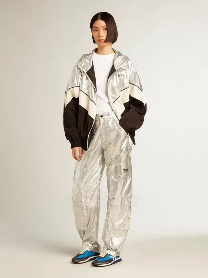 Chaqueta cortavientos para mujer en tejido técnico plateado y negro