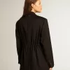 Chaqueta de esmoquin para mujer en gabardina de lana negra.