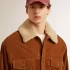 Chaqueta de hombre en piel serrada color tabaco con cuello de borreguillo