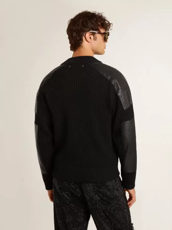 Chaqueta de lana merino negra para hombre con parches de cuero