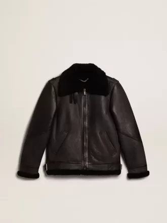 Chaqueta de piel de oveja negra